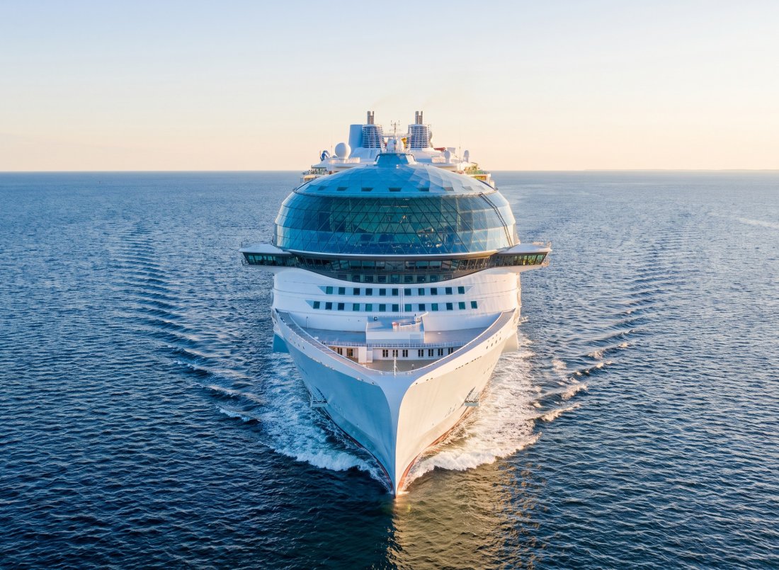 Cruise-ship_Gemini-3-front2.jpg